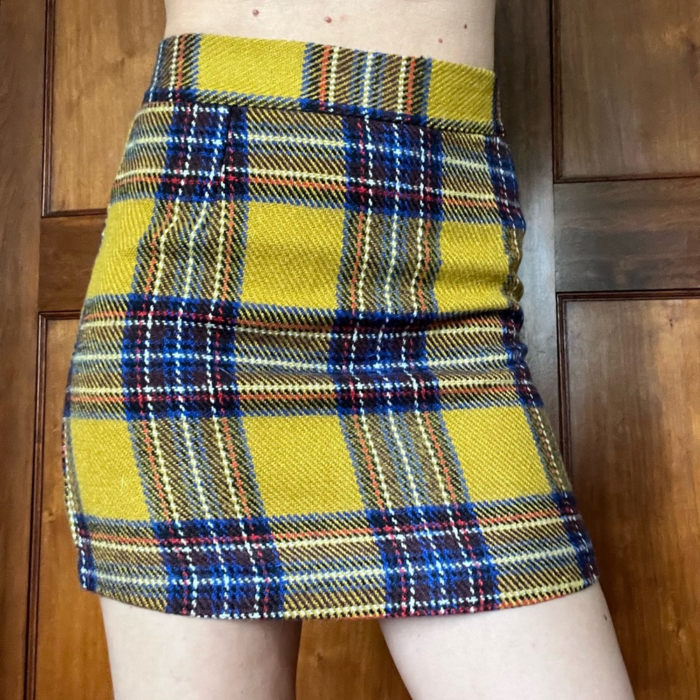 Plaid mini skirt